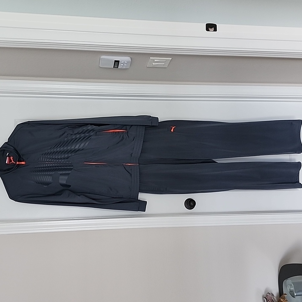 Puma Charcoal and Neon Orange Tracksuit Men - Picture 2 of 16
